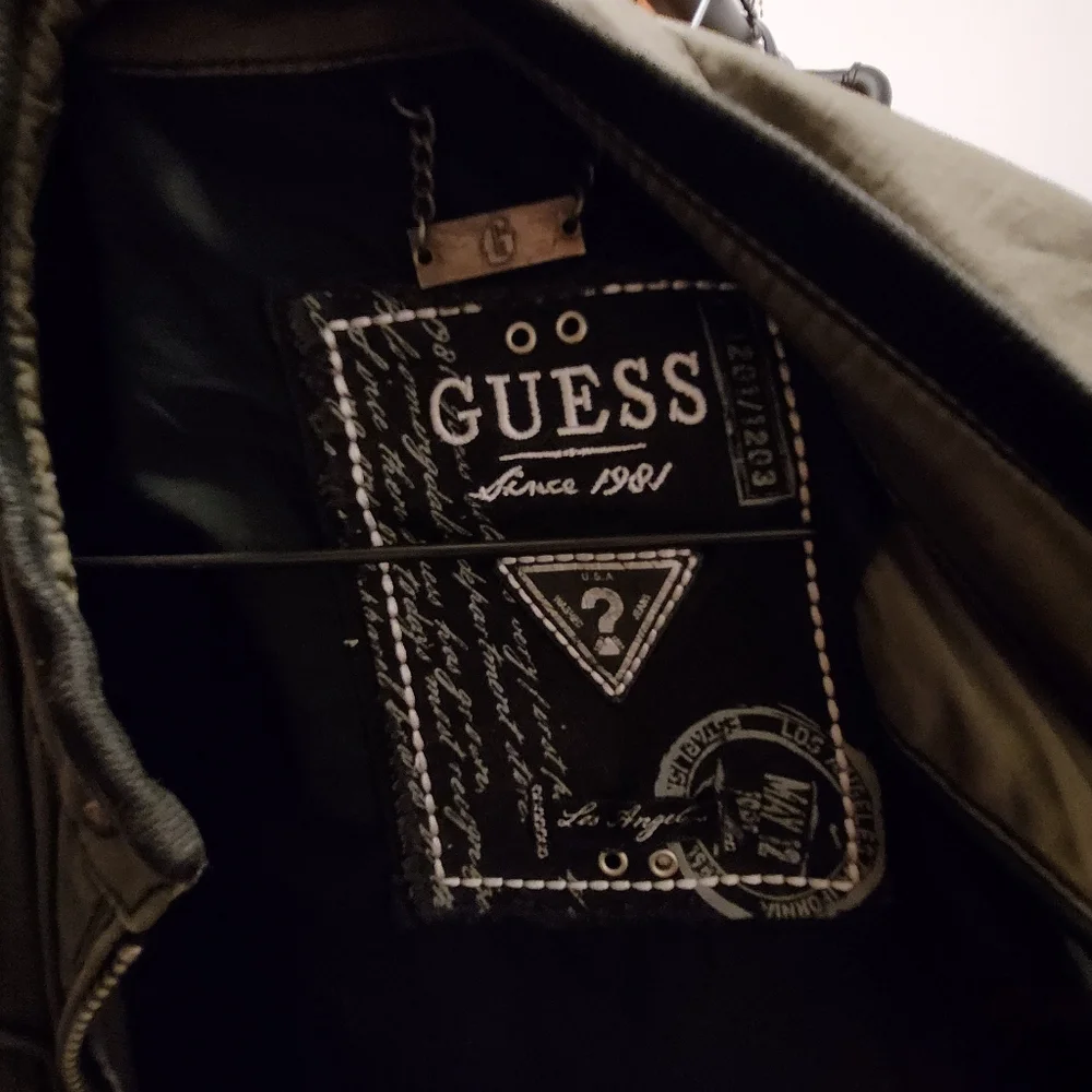 Men's guess cpat - Picture 2 of 2